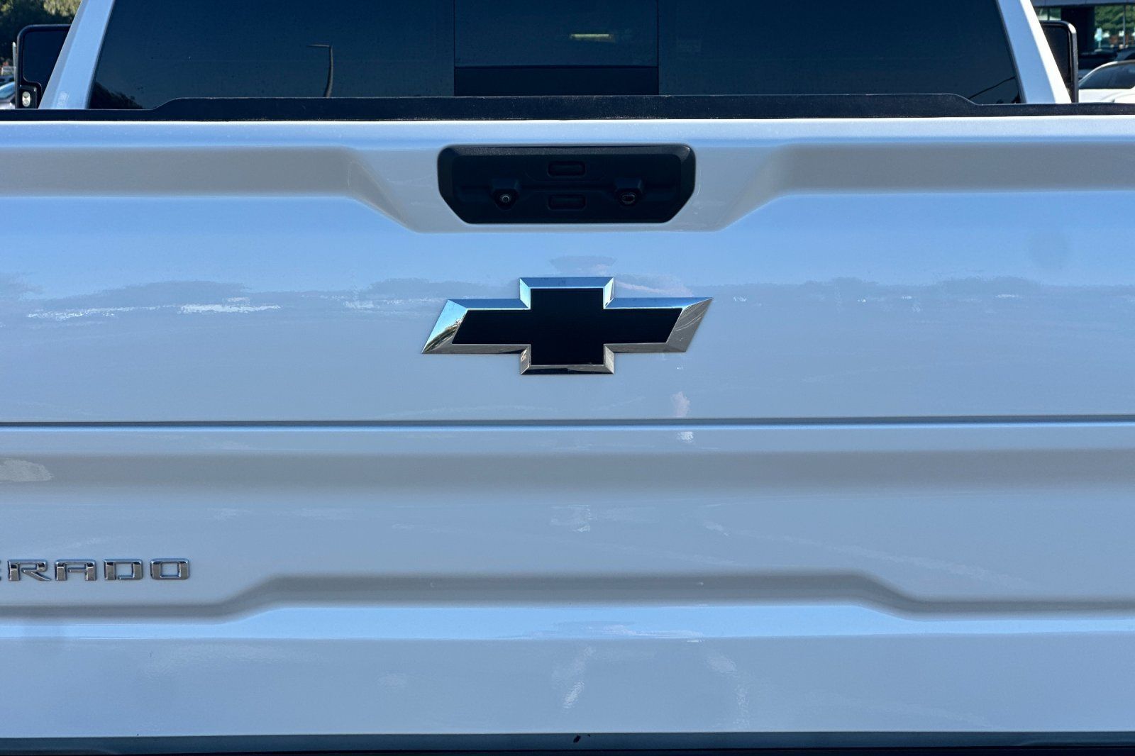 Used 2024 Chevrolet Silverado 1500 LT Trail Boss w/ Convenience Package II AWD/4WD image 47