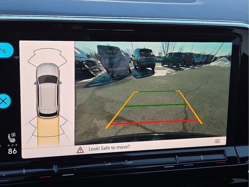 Used 2024 Volkswagen Atlas Cross Sport SE image 16