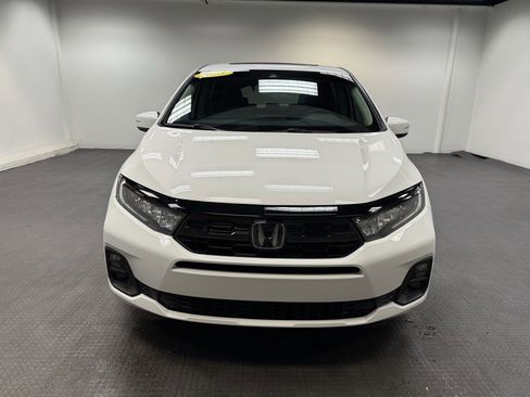 Used 2025 Honda Odyssey Touring image 10