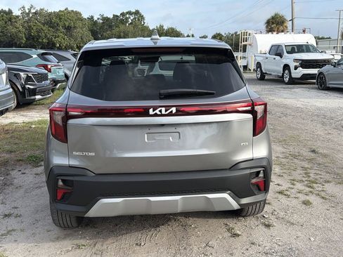 Certified 2025 Kia Seltos LX AWD/4WD image 9