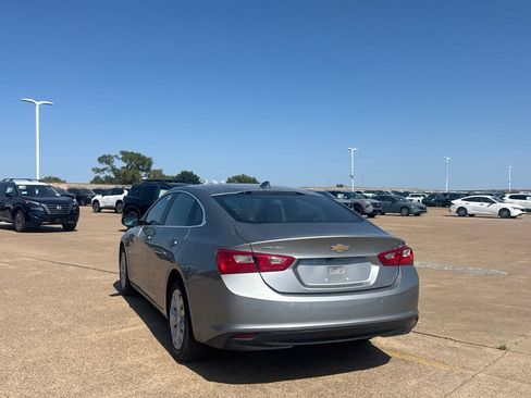 Used 2025 Chevrolet Malibu LT FWD image 17