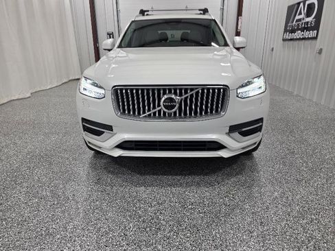 Used 2023 Volvo XC90 B6 Ultimate w/ Protection Package Premier image 3