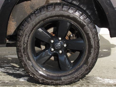 Used 2017 RAM 1500 Outdoorsman image 36