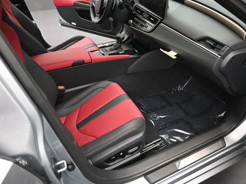 New 2025 Lexus ES 350 F Sport image 13