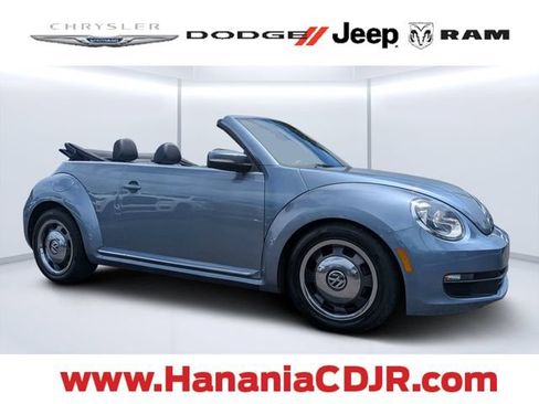 Used 2016 Volkswagen Beetle 1.8T Denim FWD image 1