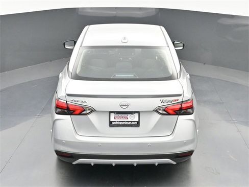 New 2025 Nissan Versa SR w/ Trunk Package image 32
