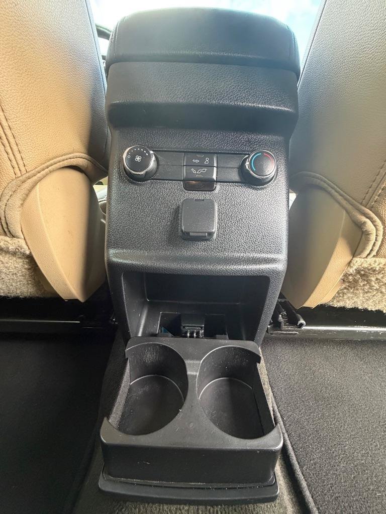 Used 2016 Ford Explorer XLT w/ Equipment Group 202A FWD image 20