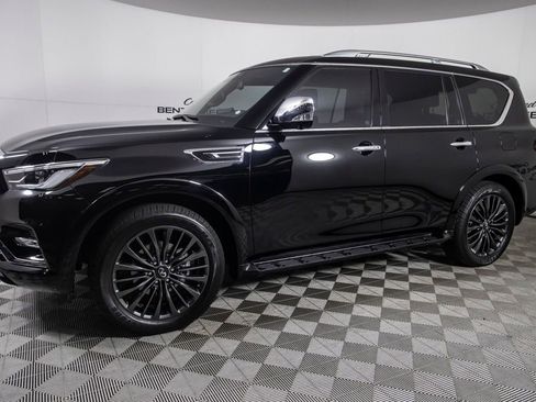 Used 2023 INFINITI QX80 Sensory w/ Cargo Package image 11