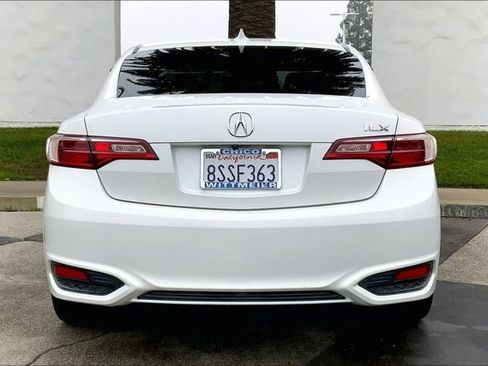 Used 2016 Acura ILX image 4