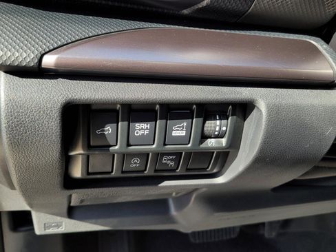 Used 2023 Subaru Forester Premium image 28