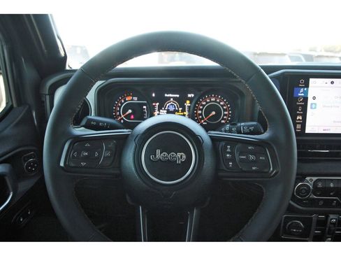 Used 2024 Jeep Wrangler Sport S image 16