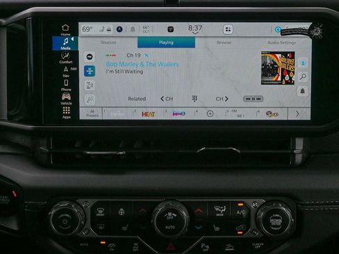 New 2025 Jeep Wrangler Unlimited Rubicon 392 image 17