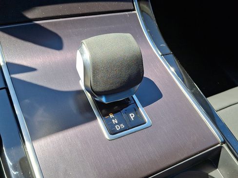 Certified 2026 Land Rover Range Rover Velar Dynamic SE image 10