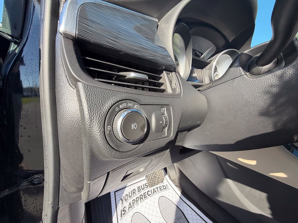 Used 2017 Buick Envision Preferred AWD/4WD image 16