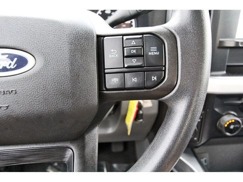 Used 2025 Ford F250 XLT w/ FX4 Off-Road Package AWD/4WD image 16