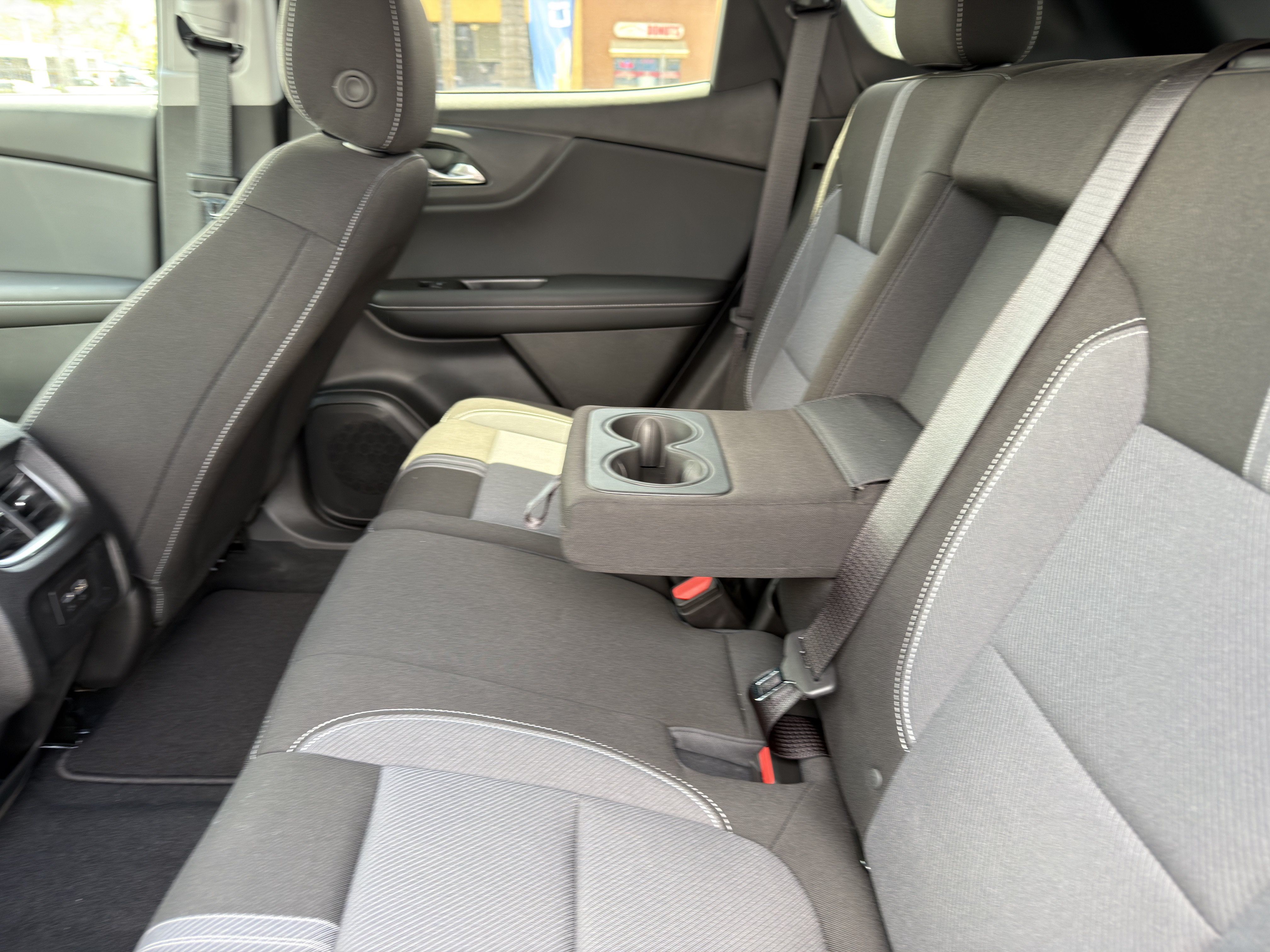 New 2025 Chevrolet Blazer LT w/ Convenience Package FWD image 20