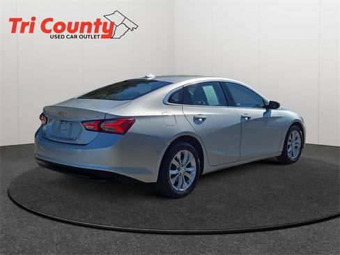 Used 2022 Chevrolet Malibu LT image 8