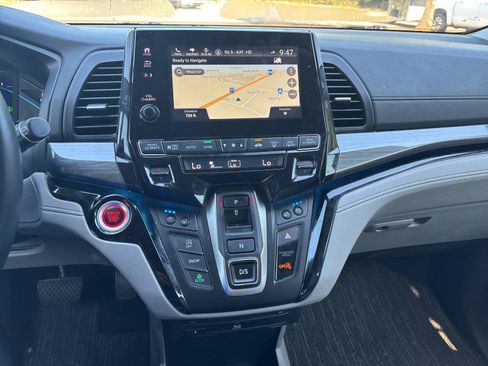 Used 2022 Honda Odyssey Elite image 26