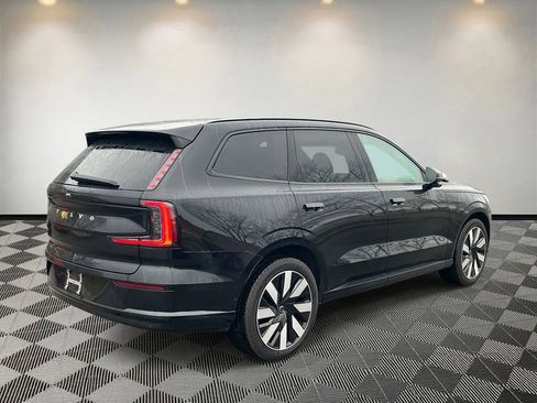 Used 2025 Volvo EX90 Ultra image 3