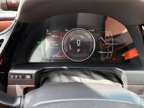 Used 2025 Lexus ES 300h w/ Premium Package FWD image 24