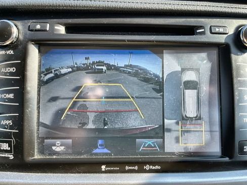Used 2018 Toyota Highlander Limited Platinum AWD/4WD image 24