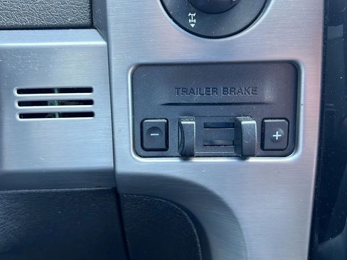 Used 2013 Ford F150 Limited image 32