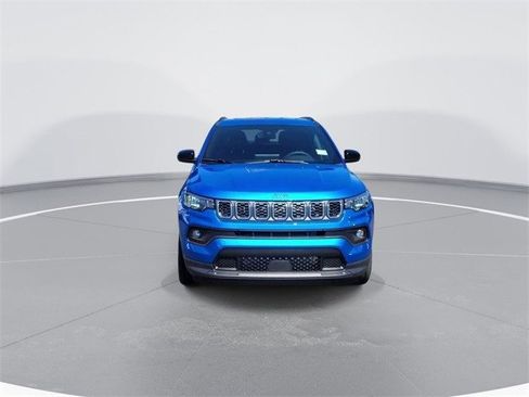 New 2024 Jeep Compass Latitude image 3