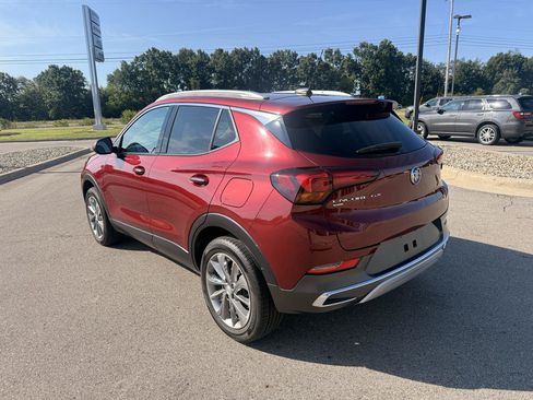 Used 2023 Buick Encore GX Essence w/ Experience Buick Package AWD/4WD image 5