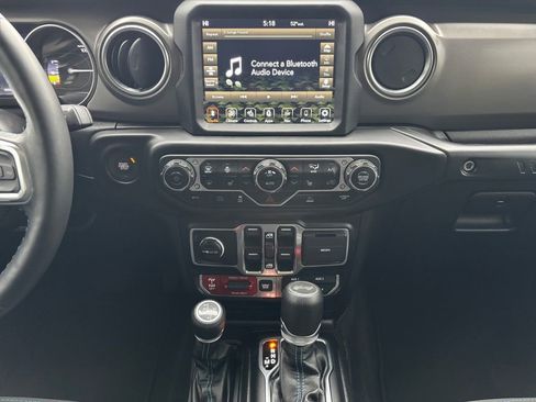 Used 2023 Jeep Wrangler Unlimited Rubicon 4xe w/ Cold Weather Group AWD/4WD image 12