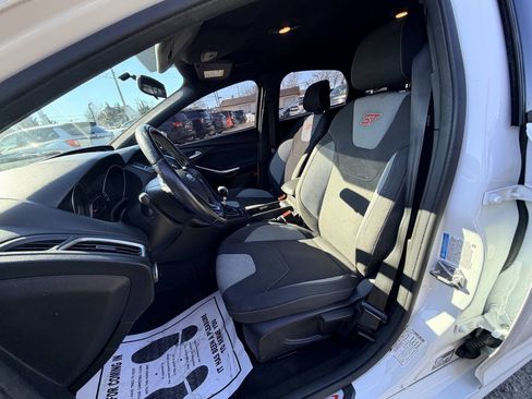 Used 2016 Ford Focus ST image 27