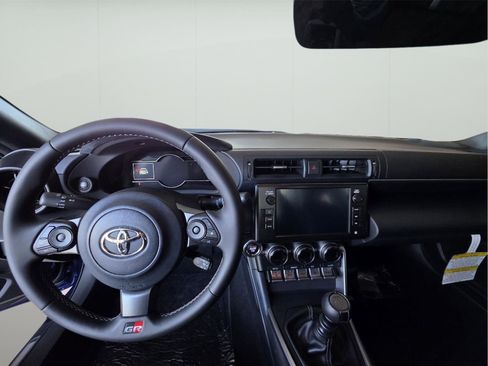 New 2025 Toyota GR86 Premium image 15