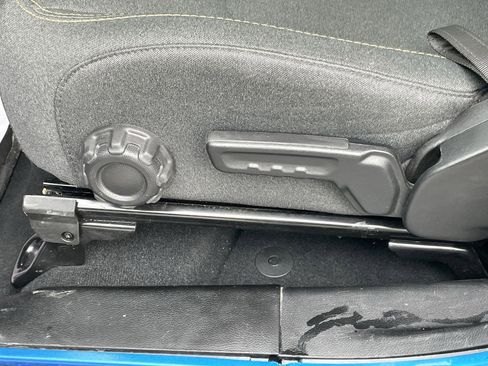 Used 2024 Jeep Wrangler Sport S image 12