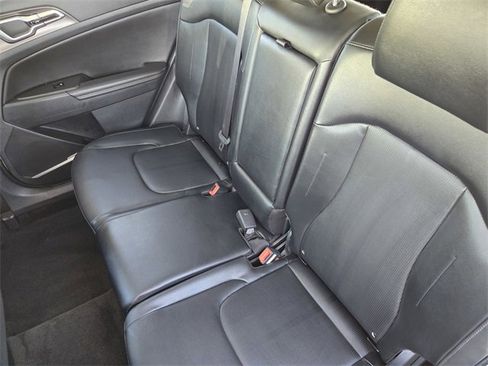 New 2026 Kia Sportage EX image 24