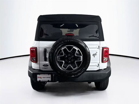 Used 2025 Ford Bronco 4-Door AWD/4WD image 9