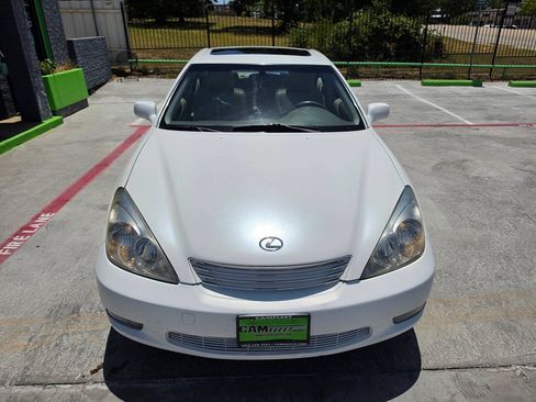 Used 2002 Lexus ES 330 w/ Premium Pkg FWD image 61