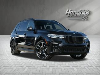 Used 2022 BMW X7 xDrive40i w/ M Sport Package video 2