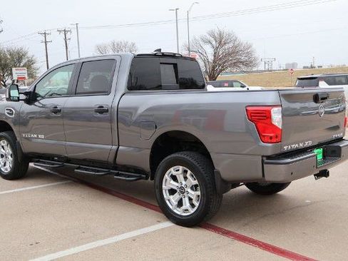 Certified 2024 Nissan Titan SV w/ SV Convenience Package image 11