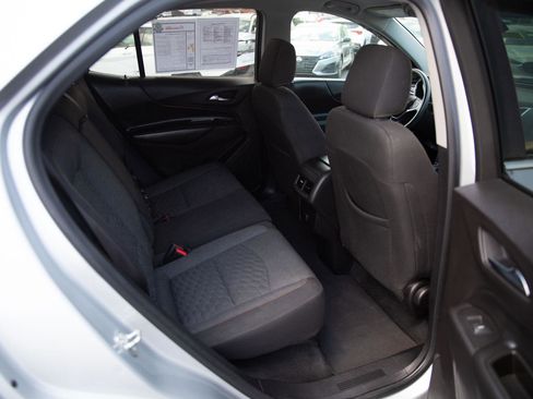 Used 2018 Chevrolet Equinox LT AWD/4WD image 21