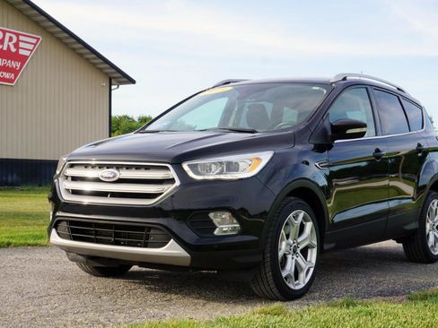 Used 2019 Ford Escape Titanium AWD/4WD image 2