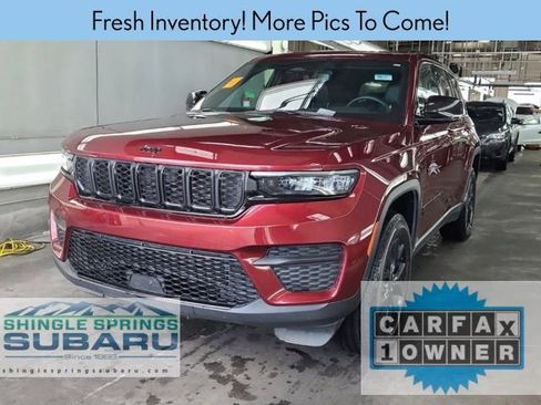 Used 2024 Jeep Grand Cherokee Altitude image 4