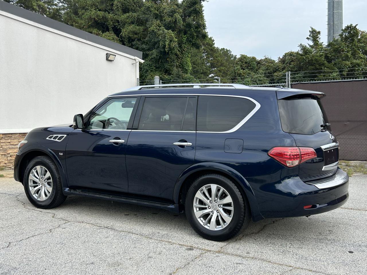Used 2017 INFINITI QX80 2WD image 7