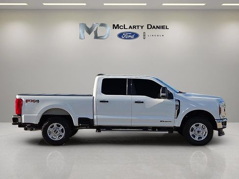 Used 2025 Ford F250 XLT w/ FX4 Off-Road Package AWD/4WD image 6