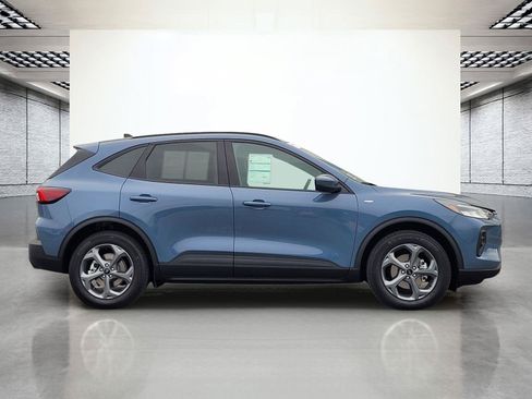 Used 2025 Ford Escape ST-Line Select w/ Tech Pack #1 AWD/4WD image 5