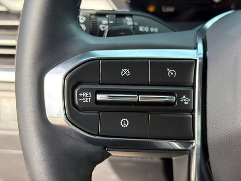 Used 2024 GMC Acadia Elevation w/ Luxury Package FWD image 25