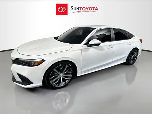 Used 2024 Honda Civic Touring image 9