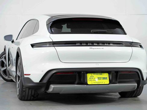 Used 2024 Porsche Taycan 4 Cross Turismo w/ Premium Package image 6