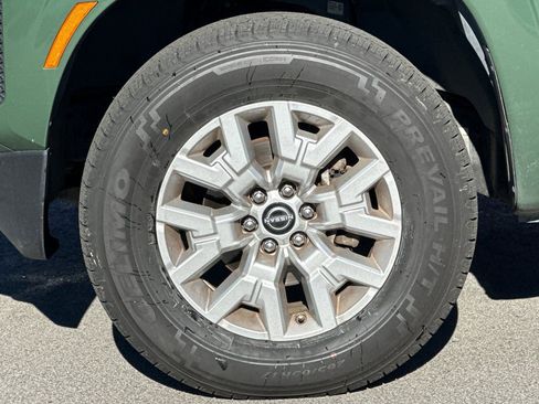 Used 2023 Nissan Frontier SV image 32
