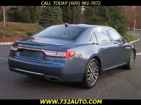 Used 2018 Lincoln Continental Select w/ Continental Climate Package image 12