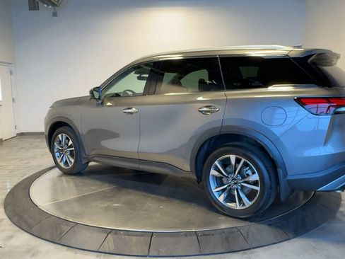 Certified 2025 INFINITI QX60 Luxe image 6