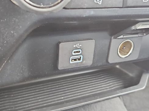 Used 2025 Ford F250 XLT AWD/4WD image 20